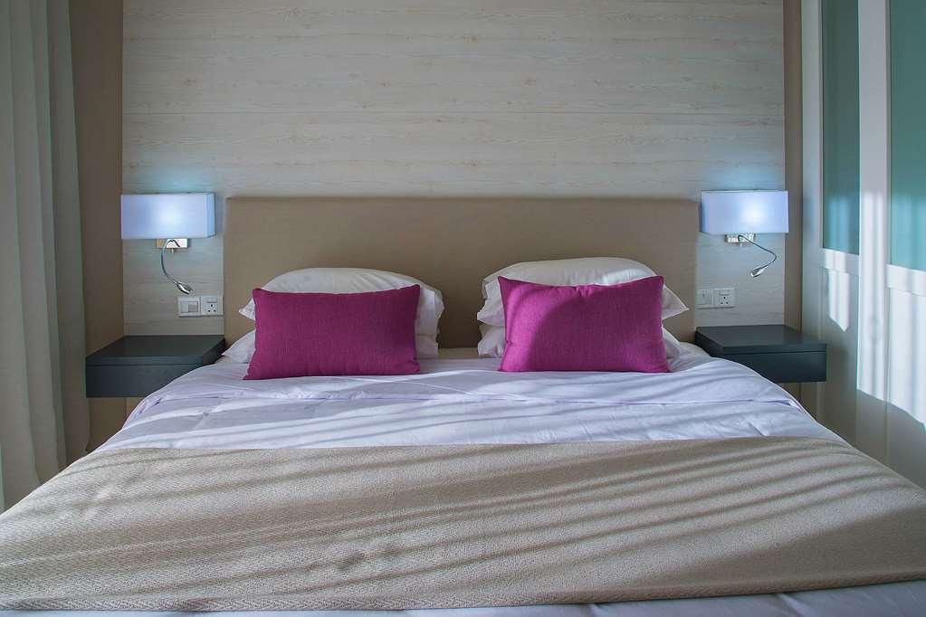 Ramada Hotel & Suites By Wyndham Ajia Napa Pokój zdjęcie