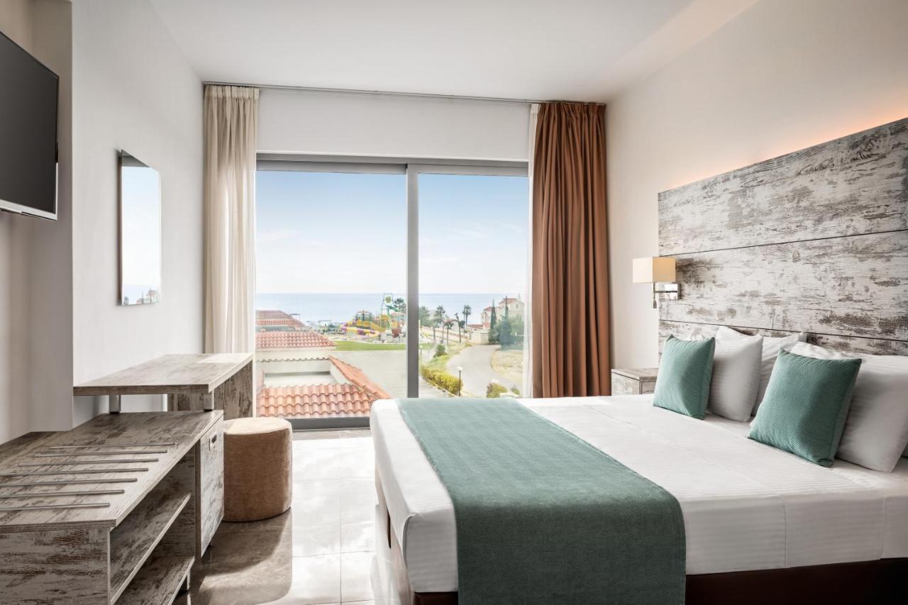 Ramada Hotel & Suites By Wyndham Ajia Napa Zewnętrze zdjęcie