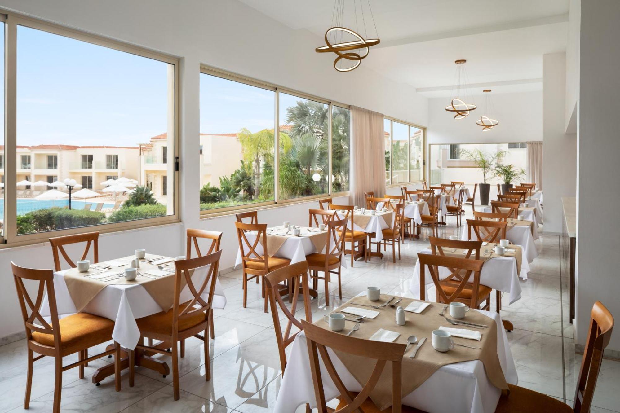 Ramada Hotel & Suites By Wyndham Ajia Napa Zewnętrze zdjęcie